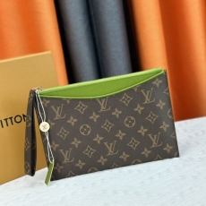 Louis Vuitton Clutch Bags